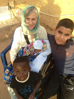 1 Martine Devriendt von den Kleinen Schwestern in Tamanrasset.  Kirche in Not